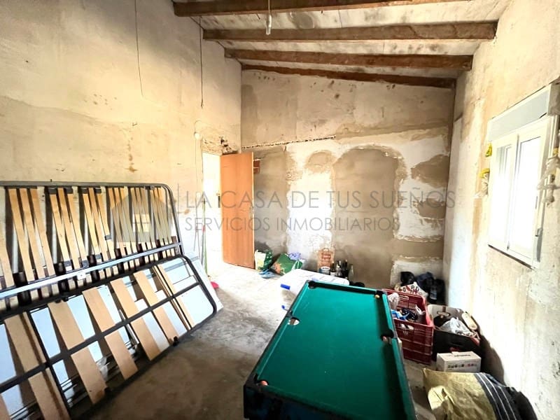 2 soveværelse Finca/Landehus til salg i Elda med swimmingpool - € 150.000 (Ref: 9400399)