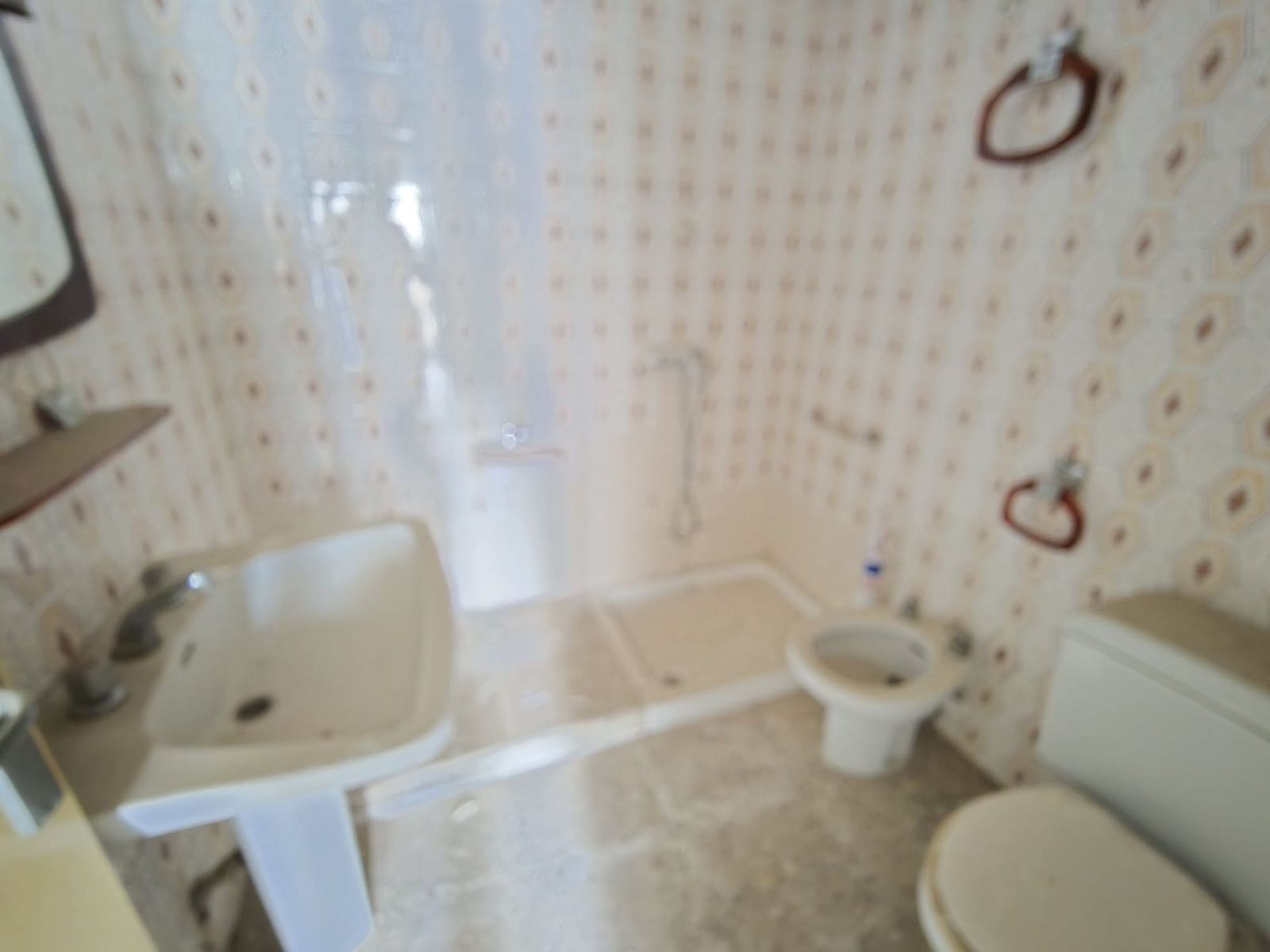 Ruin for sale in Sax - € 43,500 (Ref: 9428194)