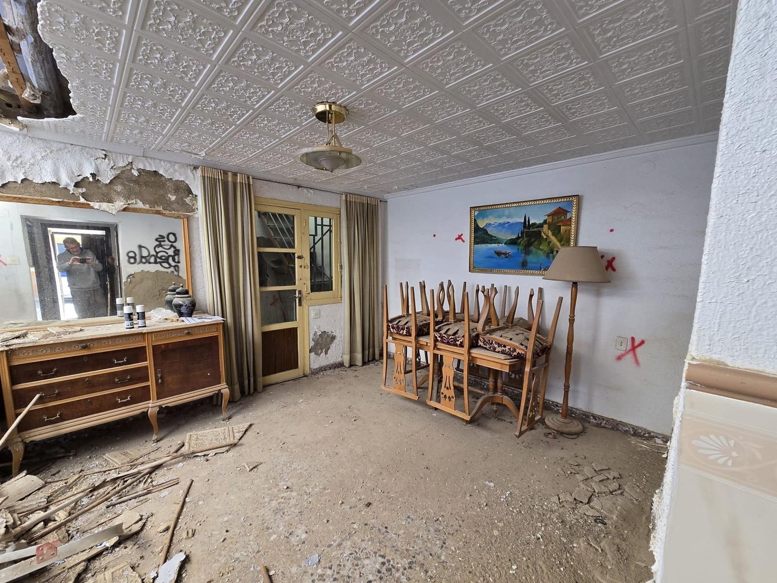 Ruin for sale in Sax - € 43,500 (Ref: 9428194)