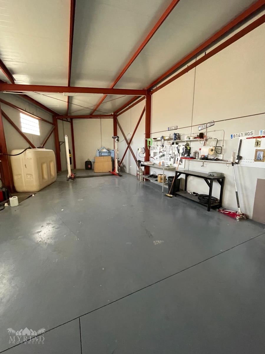 5 bedroom Finca/Country House for sale in Pinoso with pool - € 499,995 (Ref: 9436737)