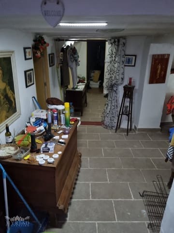 2 bedroom Cave House for sale in Pinoso with pool - € 66,000 (Ref: 9436738)