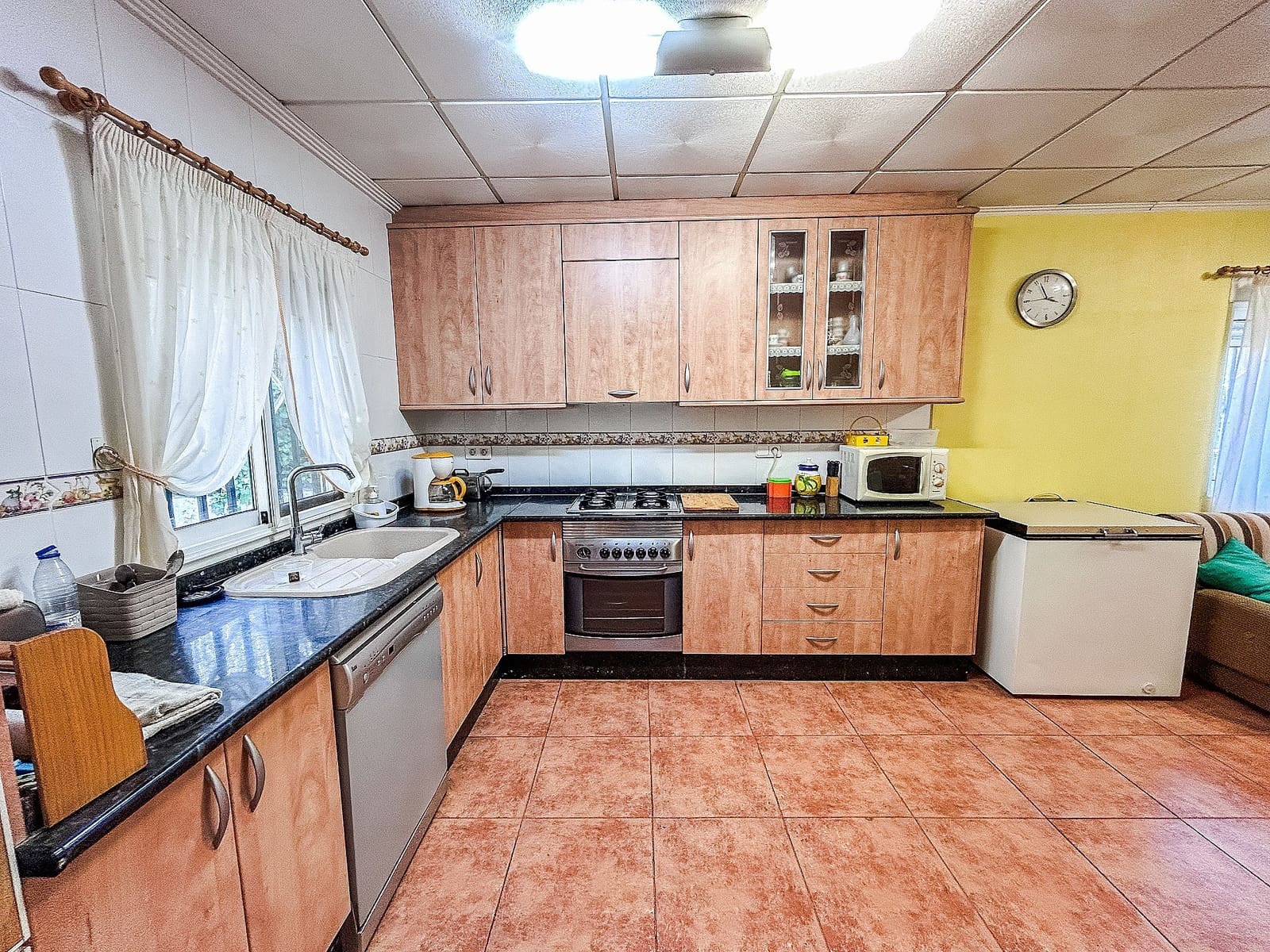 Chalet de 4 habitaciones en Sax en venta con piscina - 184.995 € (Ref: 9438052)