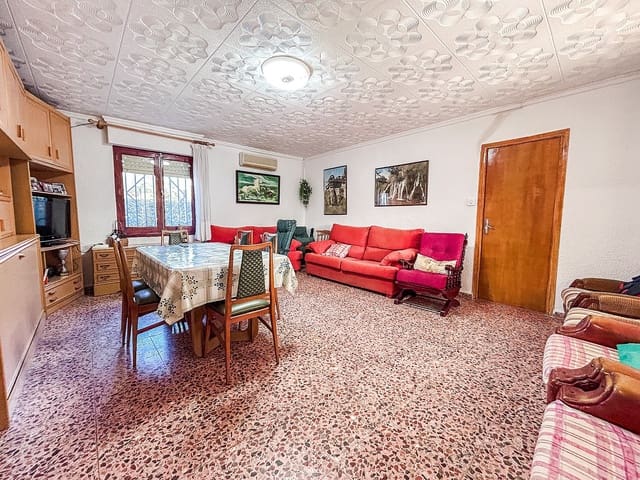 4 slaapkamer Villa te koop in Sax met zwembad - € 184.995 (Ref: 9438052)