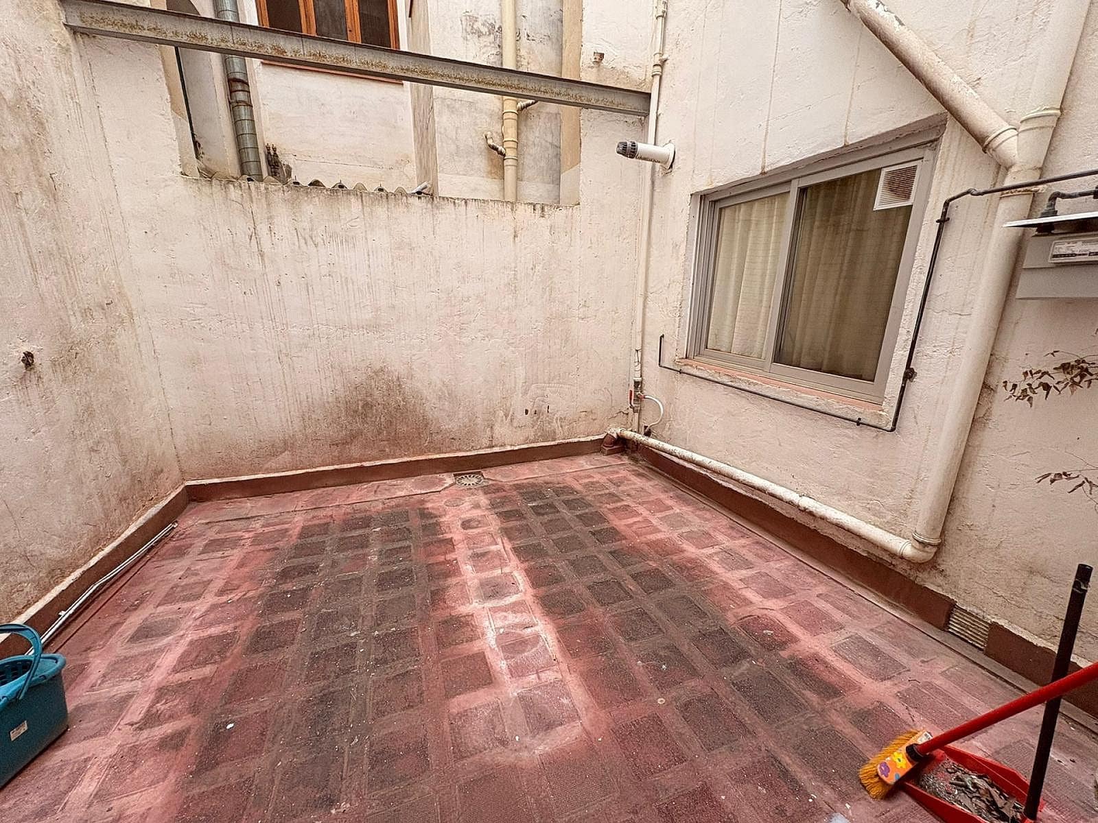 3 slaapkamer Appartement te koop in Onil met zwembad - € 131.000 (Ref: 9440634)