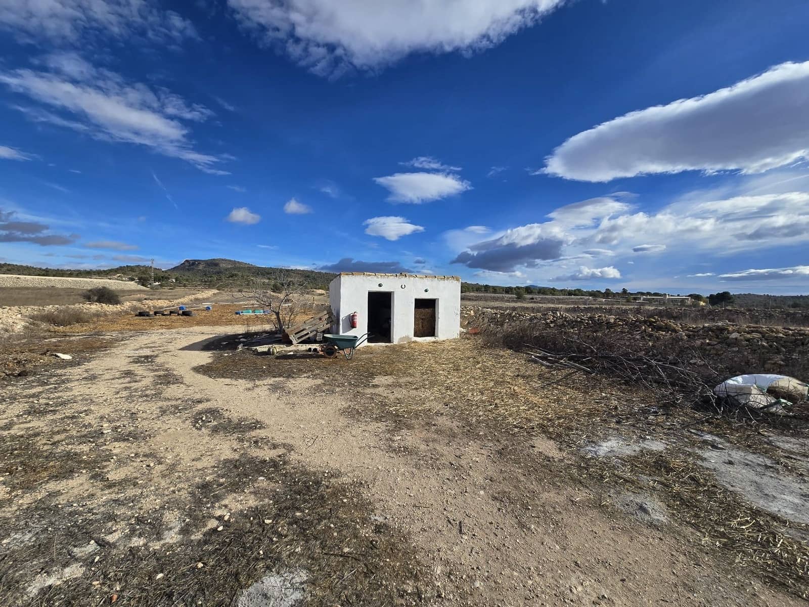 3 soveværelse Villa til salg i Monovar / Monover med swimmingpool garage - € 200.000 (Ref: 9440635)