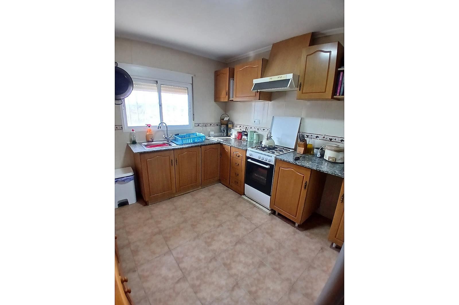 3 slaapkamer Finca/Landhuis te koop in Monovar / Monover met zwembad garage - € 200.000 (Ref: 9440636)