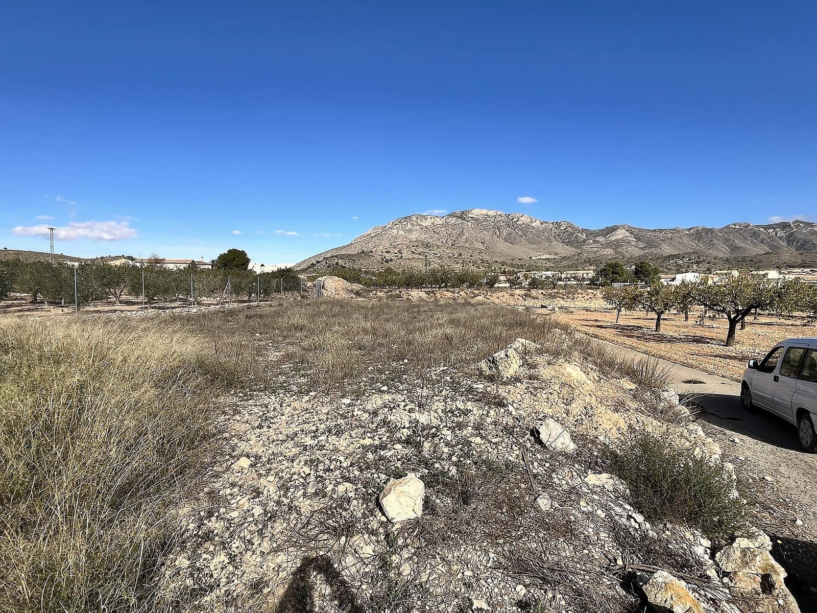 4 bedroom Finca/Country House for sale in El Canton with pool - € 39,000 (Ref: 9441268)