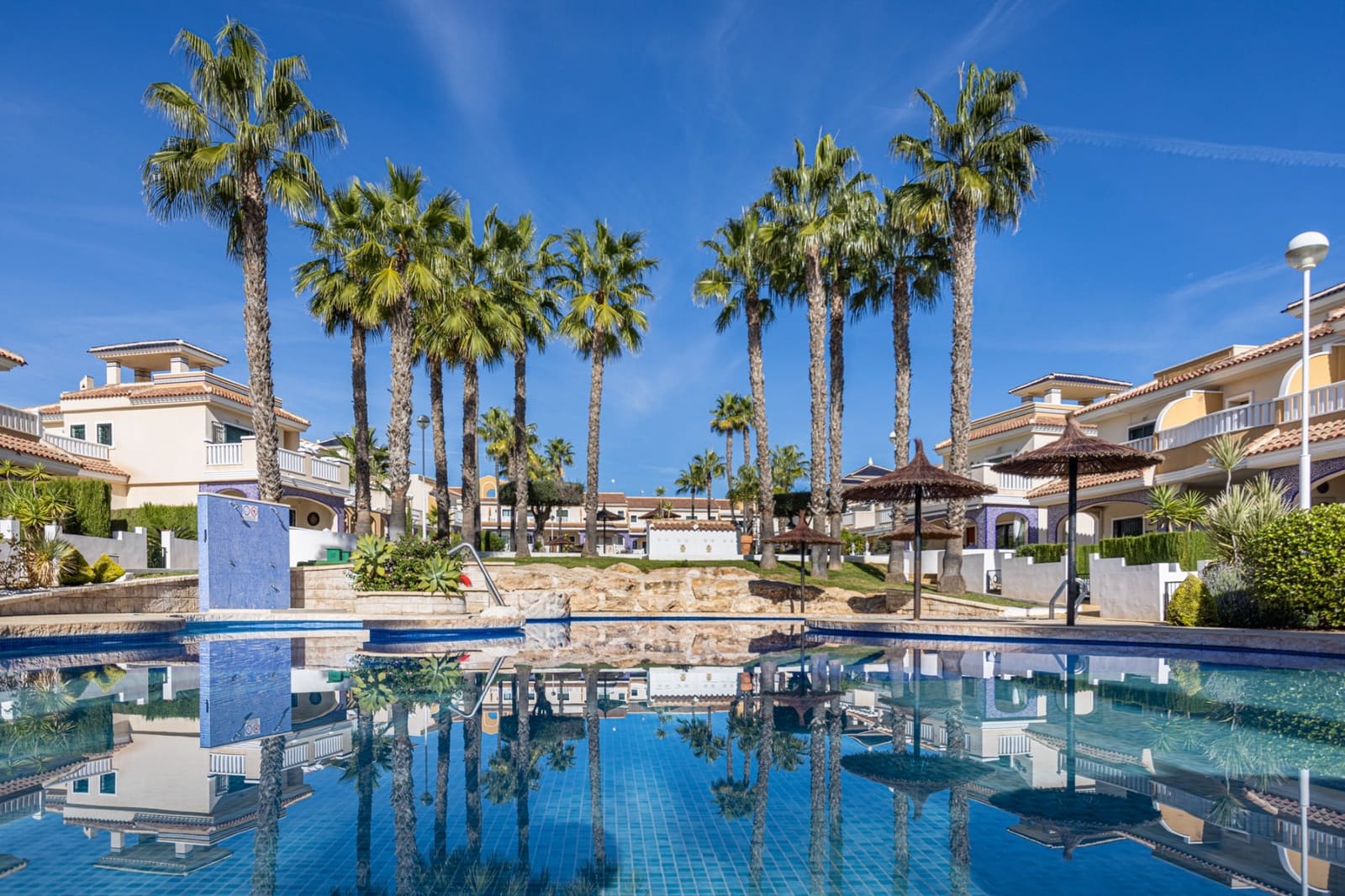 2 soveværelse Lejlighed til salg i Ciudad Quesada med swimmingpool - € 195.000 (Ref: 9448729)