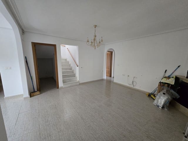 5 quarto Moradia para venda em Monforte del Cid com piscina - 350 000 € (Ref: 9453567)