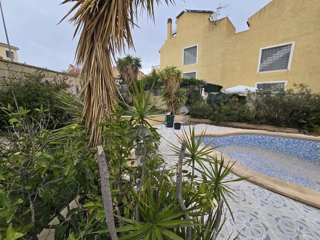 5 quarto Moradia para venda em Monforte del Cid com piscina - 350 000 € (Ref: 9453567)