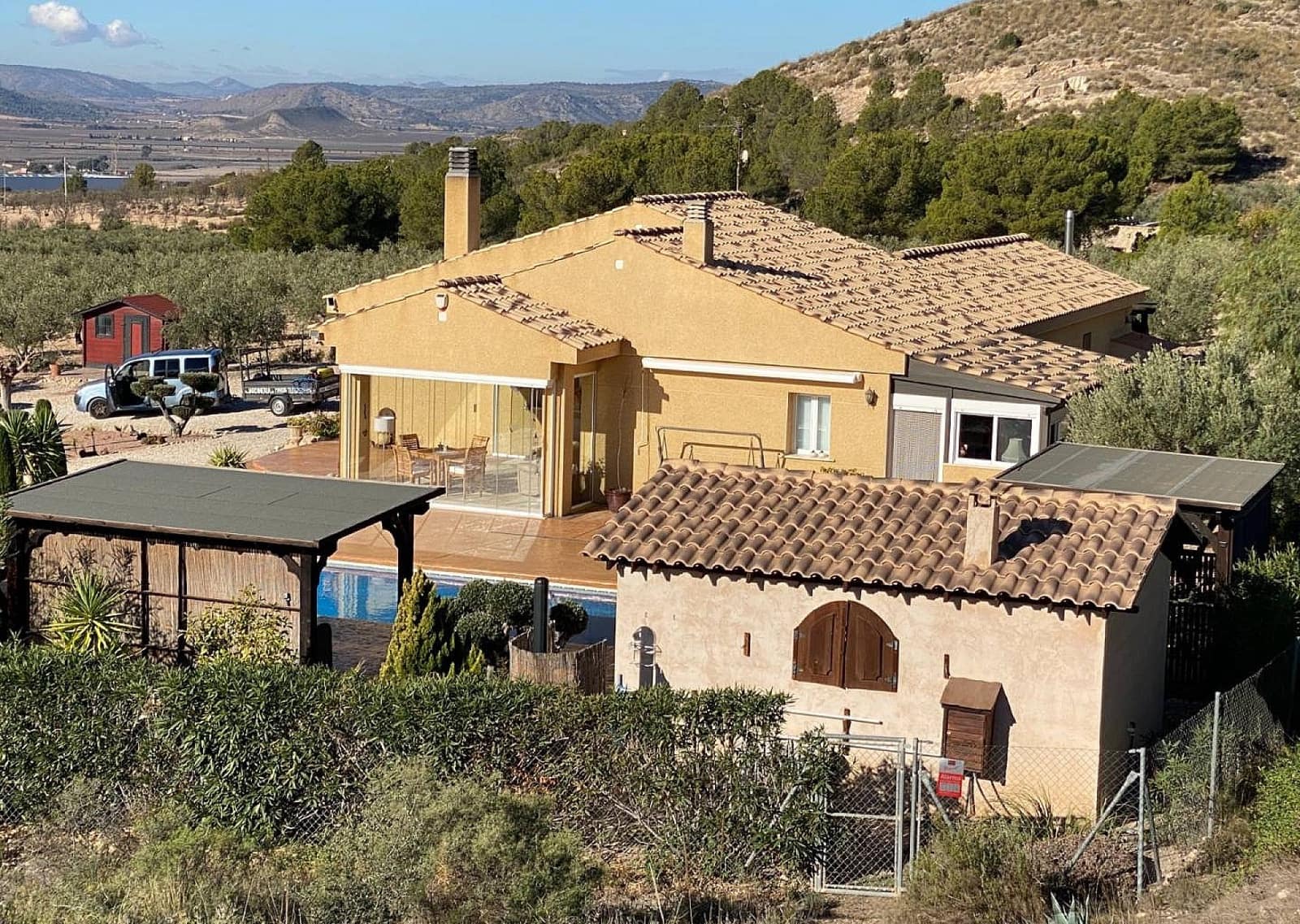 3 slaapkamer Villa te koop in Sax met zwembad garage - € 399.995 (Ref: 9465226)