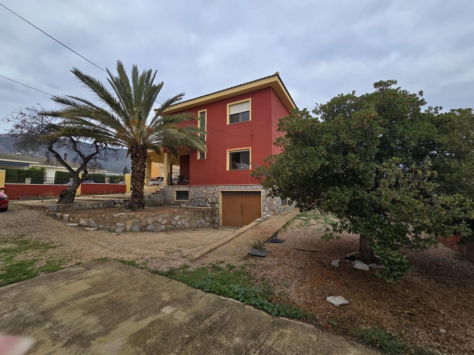 Chalet de 5 habitaciones en Salinas en venta con piscina garaje - 199.995 € (Ref: 9471522)