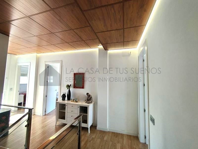 4 sypialnia Willa na sprzedaż w Petrel / Petrer z basenem - 626 000 € (Ref: 9473857)