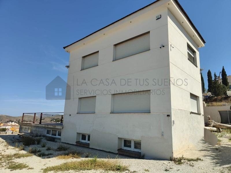 4 sypialnia Willa na sprzedaż w Petrel / Petrer z basenem - 626 000 € (Ref: 9473857)