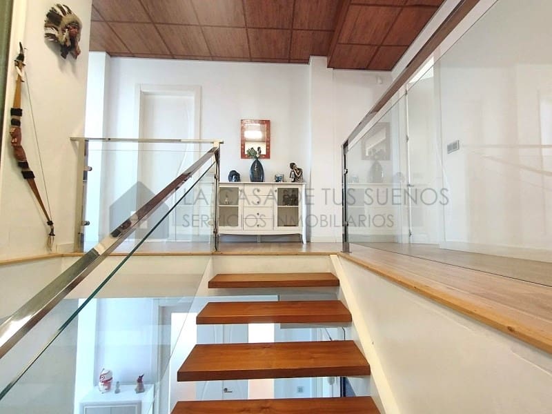 4 makuuhuone Huvila myytävänä paikassa Petrel / Petrer mukana uima-altaan - 626 000 € (Ref: 9473857)