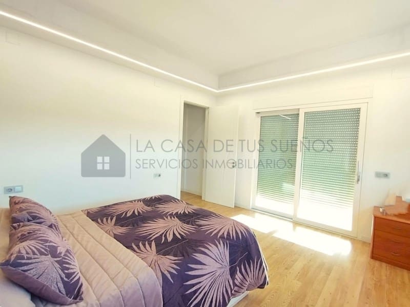 4 makuuhuone Huvila myytävänä paikassa Petrel / Petrer mukana uima-altaan - 626 000 € (Ref: 9473857)