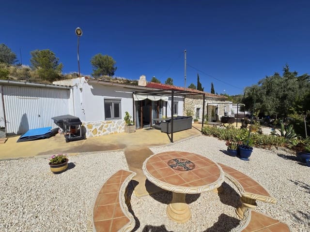 4 soveværelse Finca/Landehus til salg i Jumilla med swimmingpool garage - € 225.000 (Ref: 9475364)