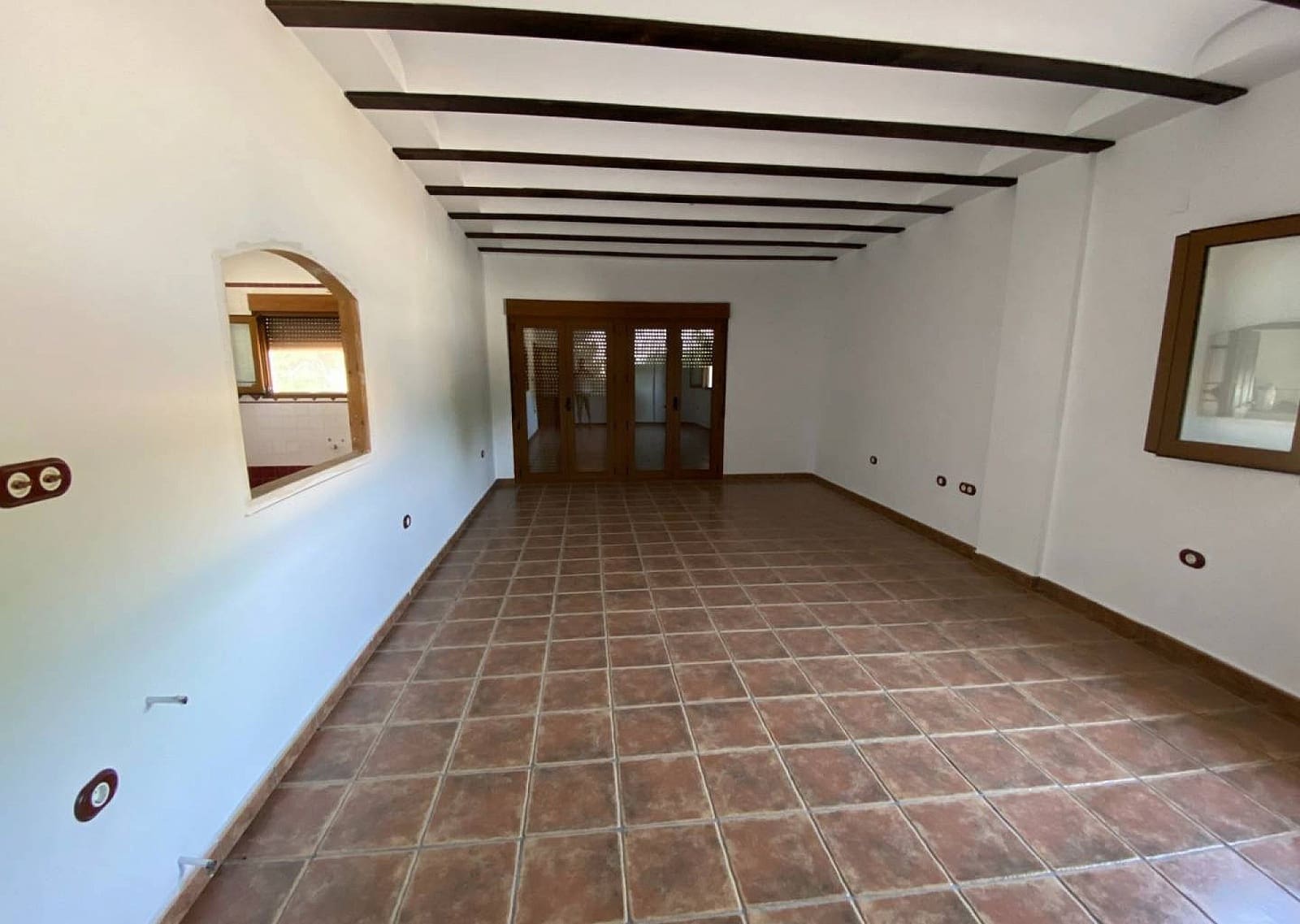 5 bedroom Villa for sale in Villena with pool garage - € 425,000 (Ref: 9478553)