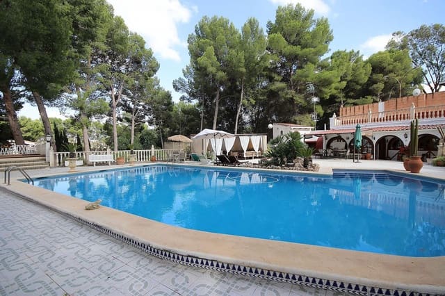 9 chambre Villa/Maison à vendre à Monóvar / Monóver avec piscine garage - 849 995 € (Ref: 9478557)