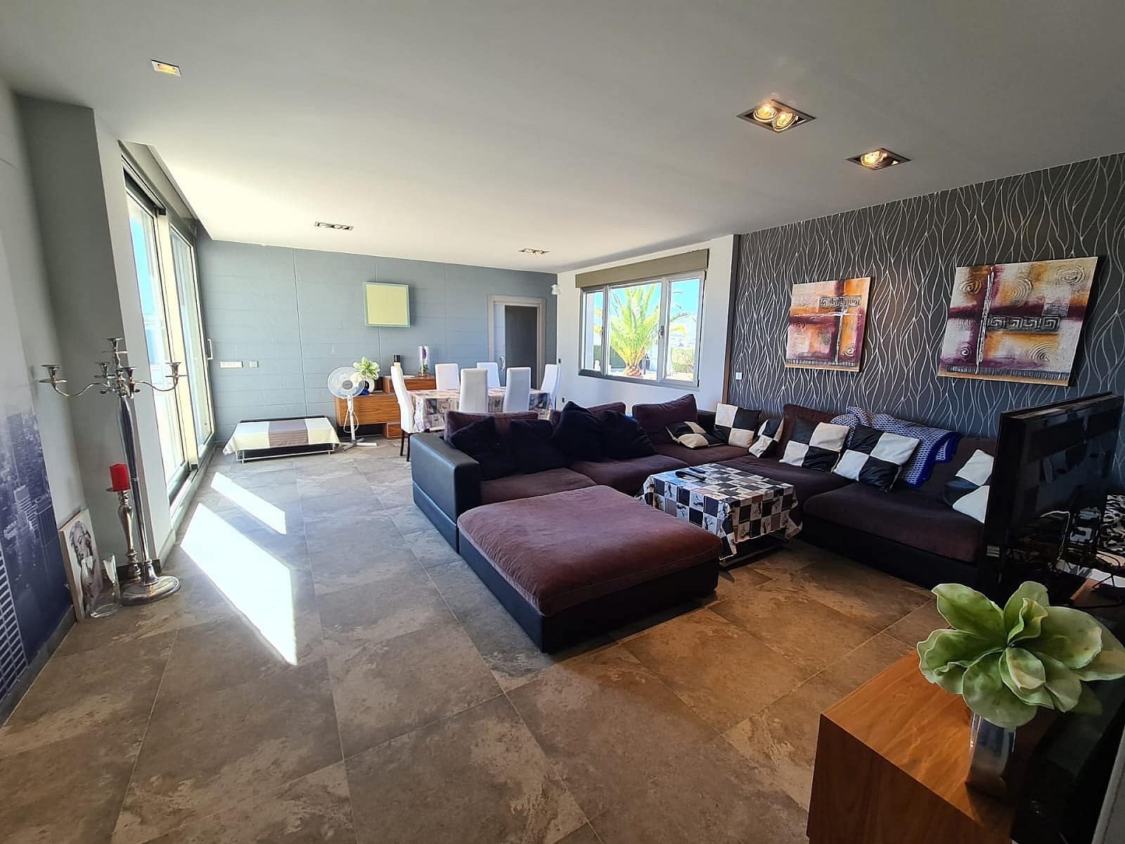 5 bedroom Villa for sale in Yecla with pool garage - € 465,000 (Ref: 9478563)