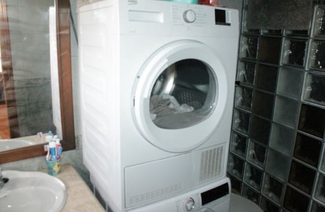 3 chambre Maison de Ville à vendre à Pinoso avec piscine garage - 157 995 € (Ref: 9478579)