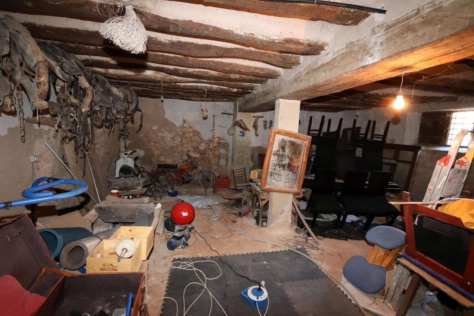 10 soverom Kommersiell til salgs i Pinoso med svømmebasseng - € 449 950 (Ref: 9478589)