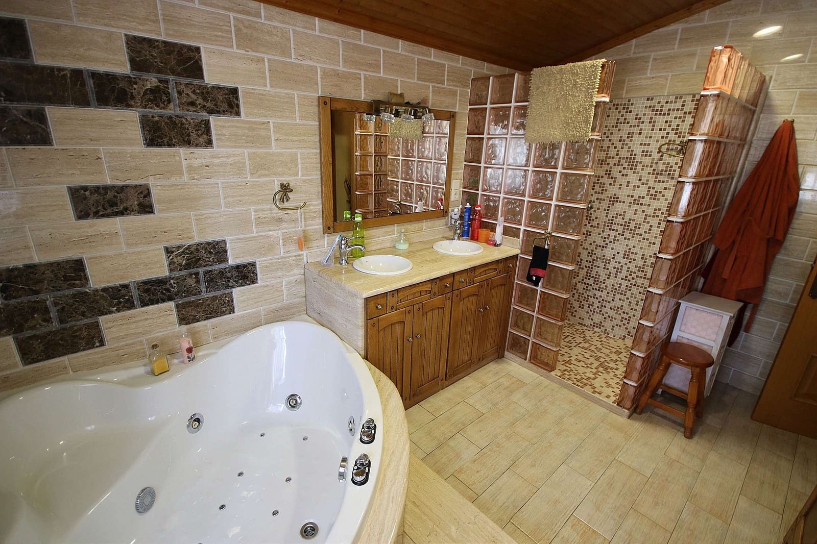 6 chambre Local Commercial à vendre à Monovar / Monover avec piscine garage - 669 995 € (Ref: 9478590)