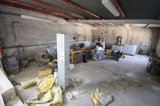 6 chambre Local Commercial à vendre à Monóvar / Monóver avec piscine garage - 669 995 € (Ref: 9478590)