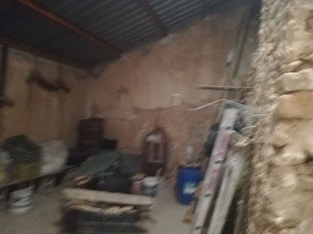 2 slaapkamer Finca/Landhuis te koop in Yecla met zwembad - € 34.500 (Ref: 9478599)
