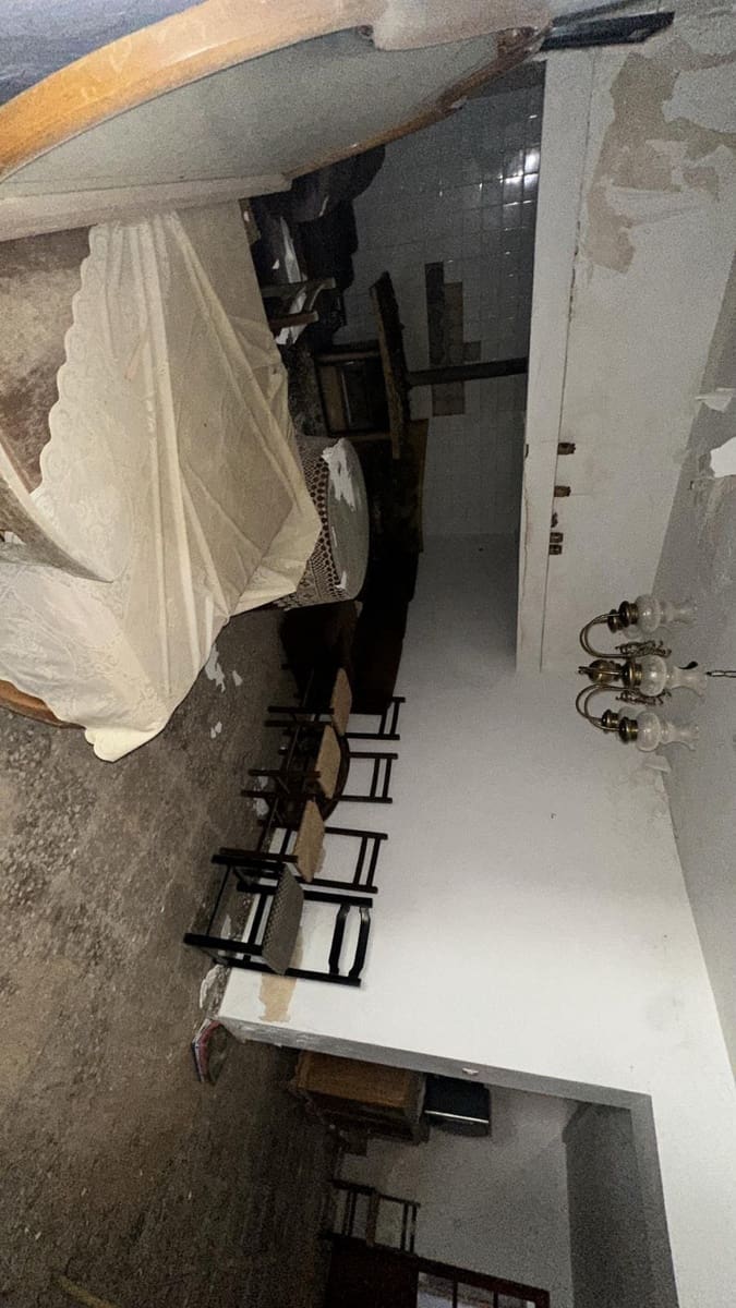 6 slaapkamer Finca/Landhuis te koop in Yecla met zwembad - € 47.995 (Ref: 9478600)