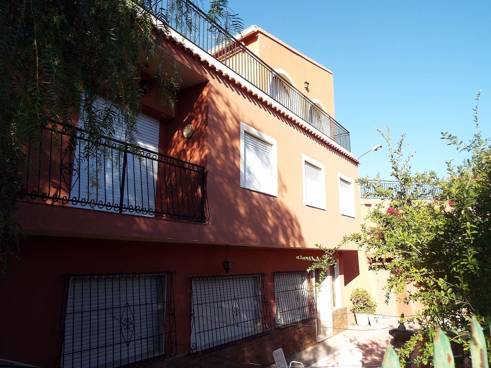 12 slaapkamer Finca/Landhuis te koop in Mahoya met zwembad garage - € 250.000 (Ref: 9478611)