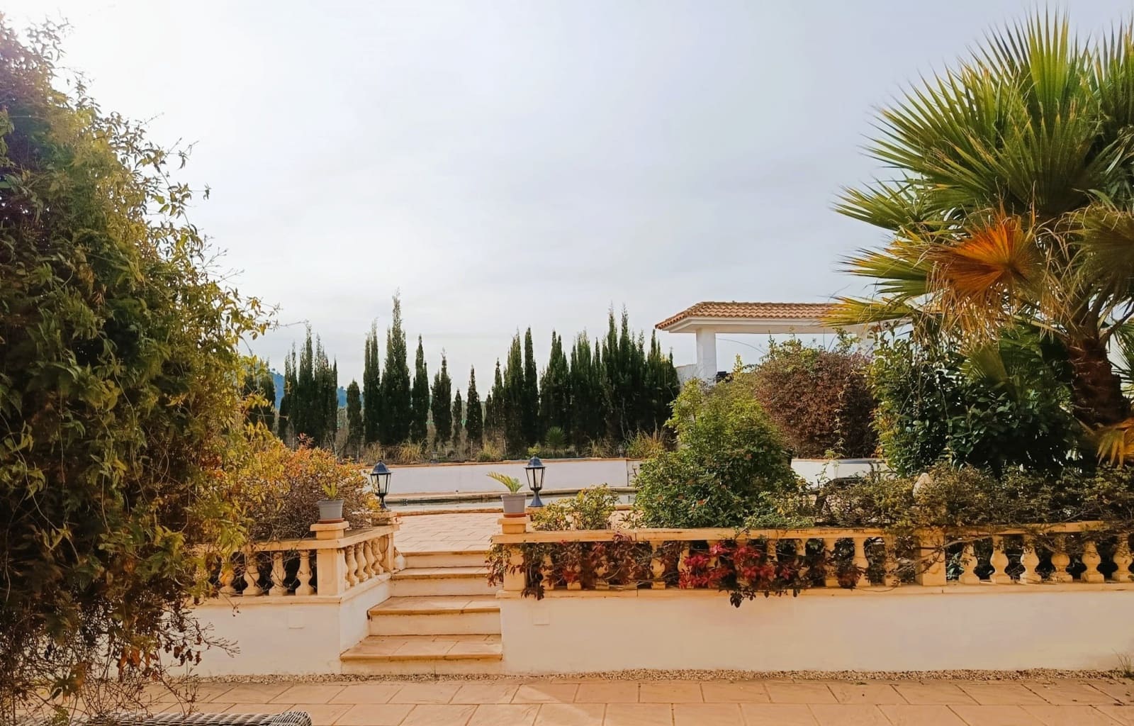 5 bedroom Villa for sale in Elda with pool - € 450,000 (Ref: 9485187)