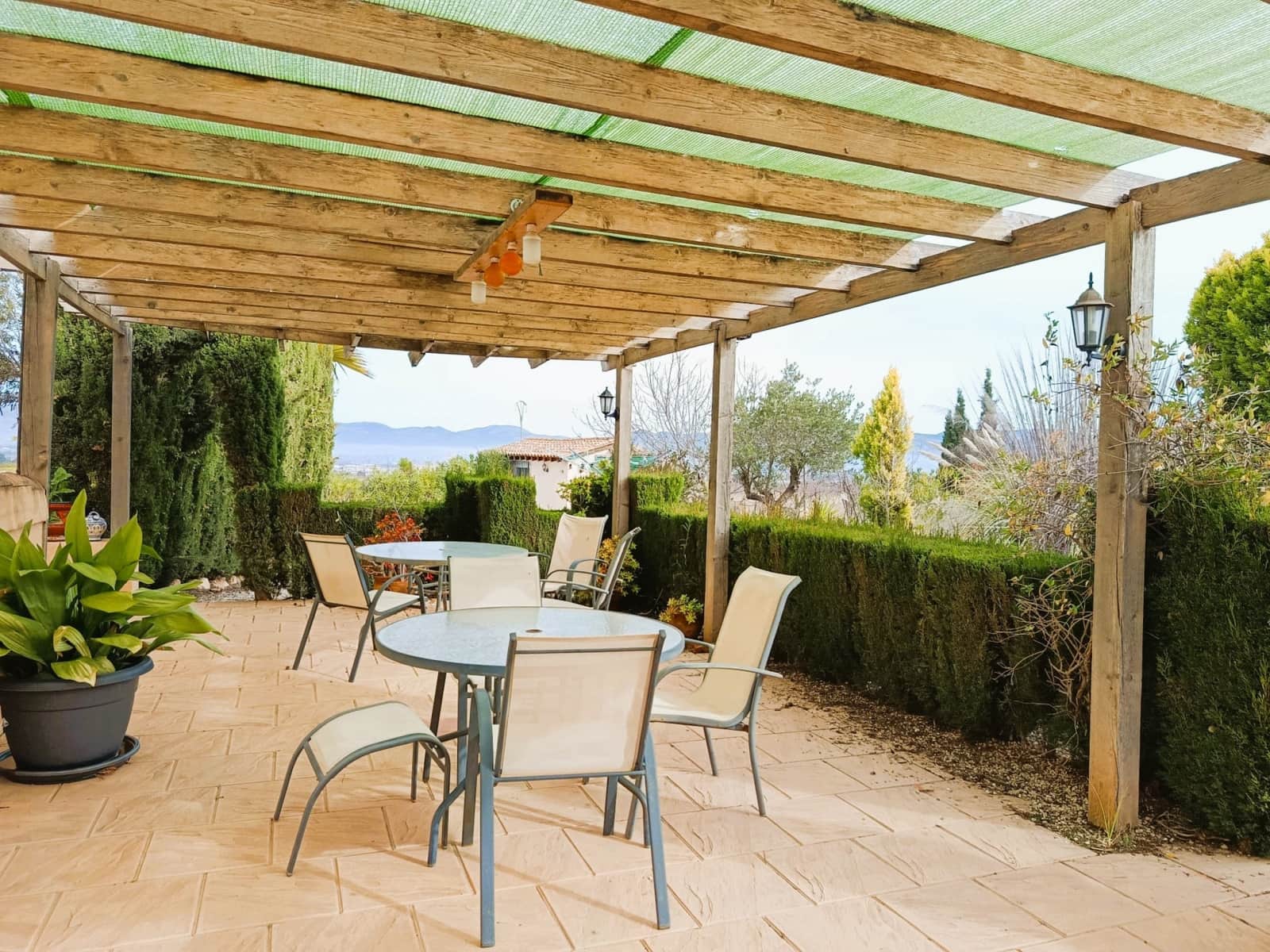 5 bedroom Villa for sale in Elda with pool - € 450,000 (Ref: 9485187)