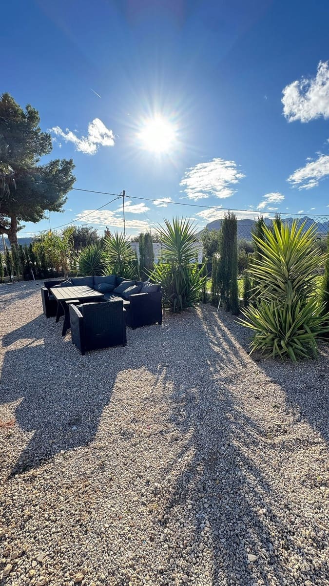 4 Zimmer Finca/Landgut zu verkaufen in La Romana mit Pool - 245.000 € (Ref: 9491088)