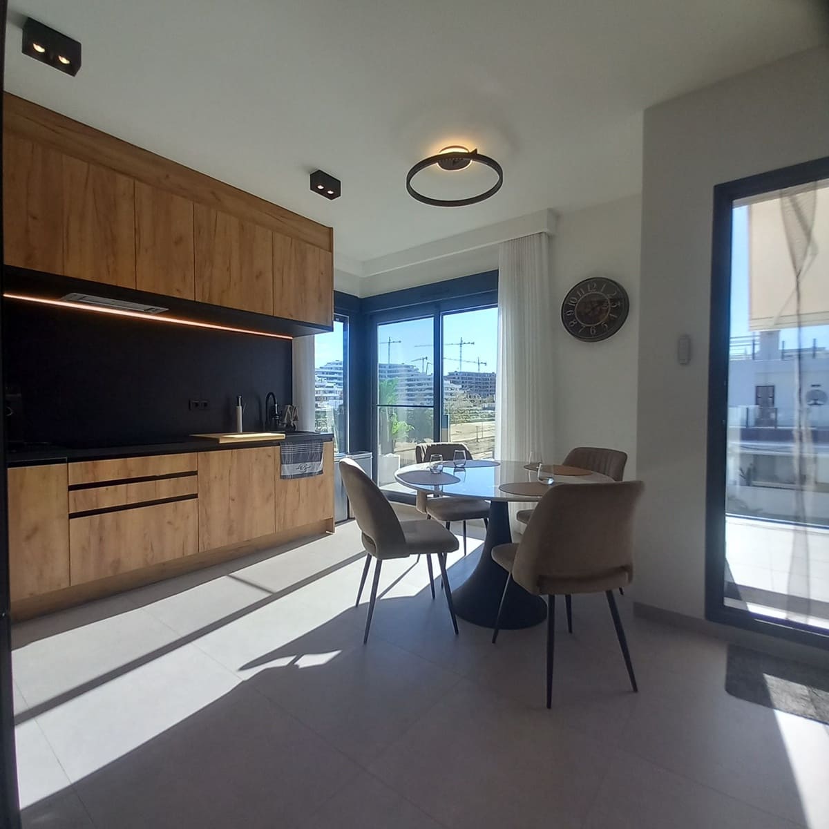 2 soveværelse Lejlighed til salg i San Miguel de Salinas med swimmingpool - € 319.995 (Ref: 9492694)