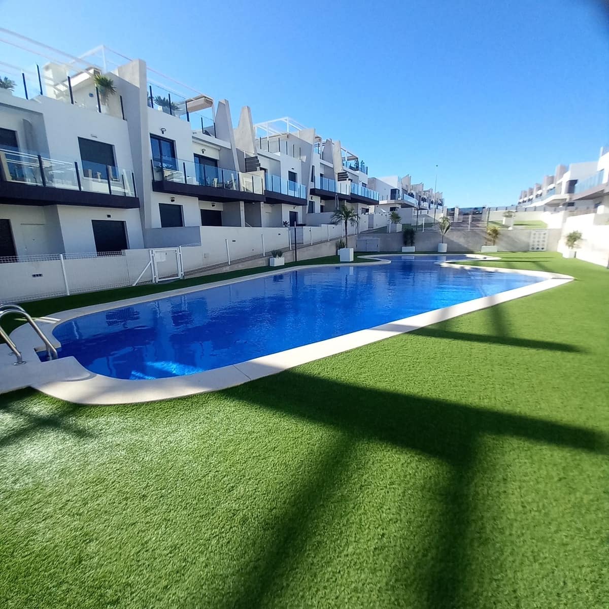 2 soveværelse Lejlighed til salg i San Miguel de Salinas med swimmingpool - € 319.995 (Ref: 9492694)