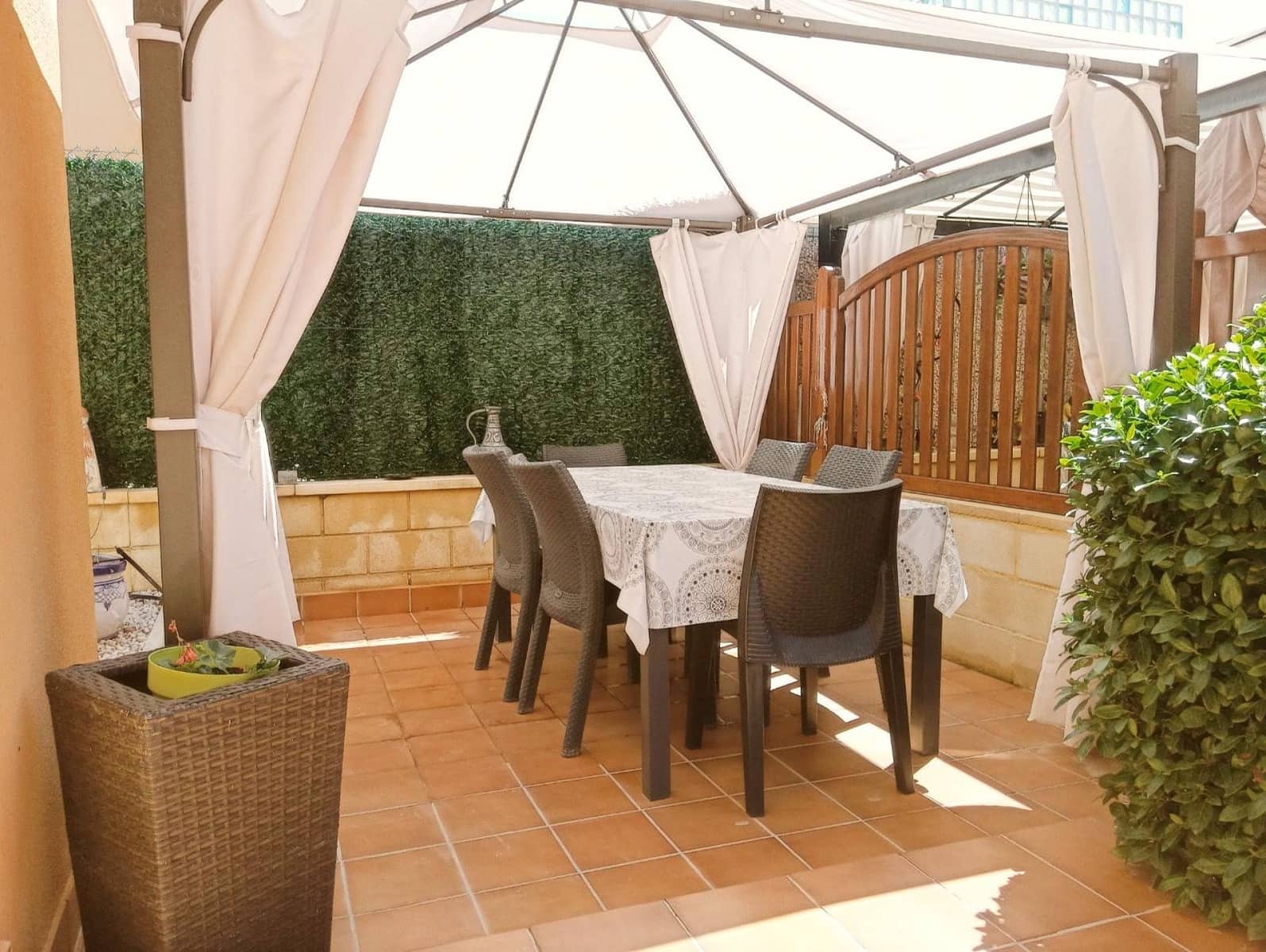 3 bedroom Villa for sale in La Romana with pool - € 214,900 (Ref: 9492695)