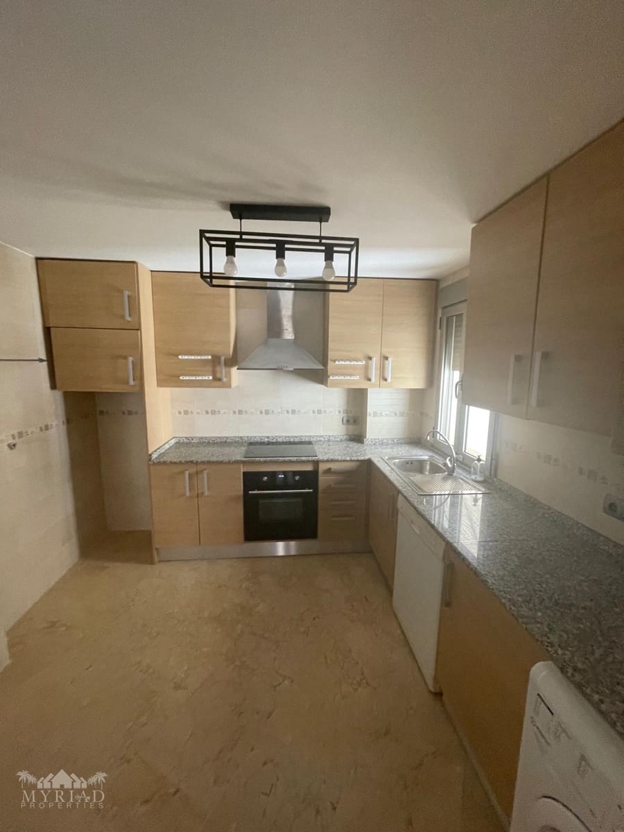 2 sypialnia Apartament na sprzedaż w Pinoso z basenem - 75 000 € (Ref: 9494295)