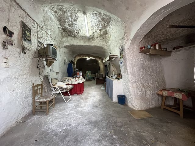 8 soverom Finca/Herregård til salgs i Hondón de las Nieves med svømmebasseng - € 156 000 (Ref: 9498077)