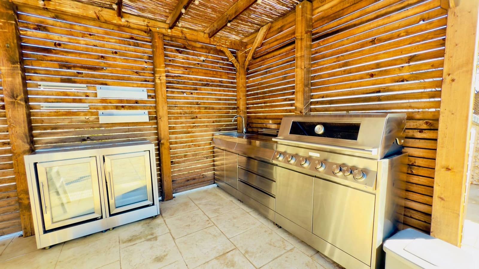 3 soveværelse Villa til salg i Monovar / Monover med swimmingpool - € 419.000 (Ref: 9521602)