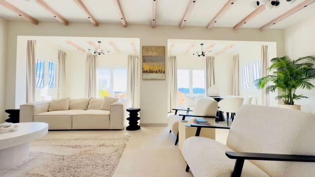 3 soveværelse Villa til salg i Monóvar / Monóver med swimmingpool - € 419.000 (Ref: 9521602)