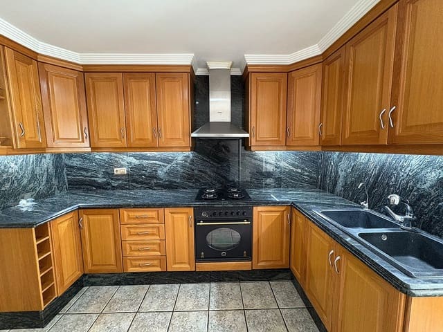 2 soveværelse Lejlighed til salg i Novelda med swimmingpool - € 119.995 (Ref: 9522929)