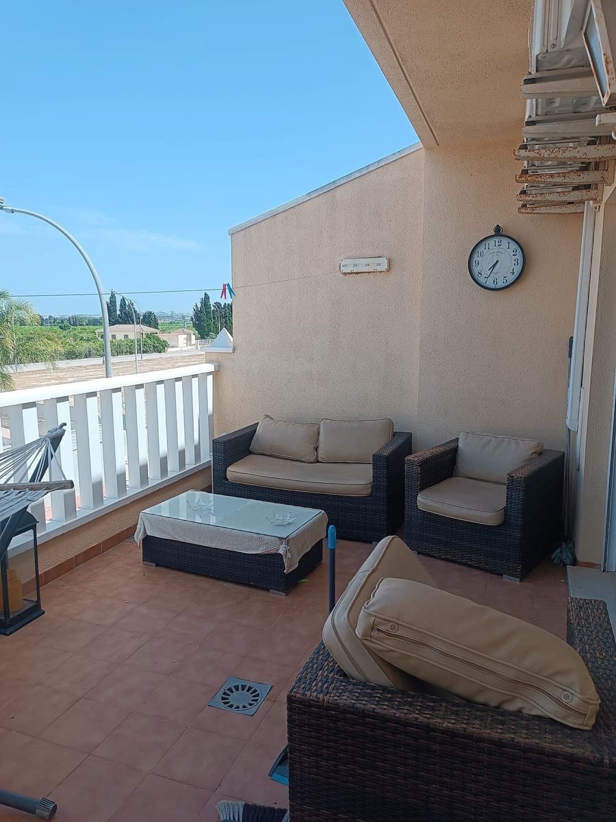 2 bedroom Apartment for sale in Orihuela with pool - € 89,000 (Ref: 9522934)