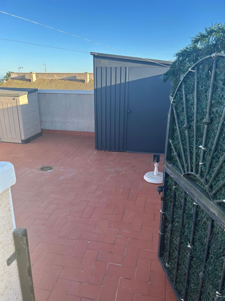 2 bedroom Apartment for sale in Villamartin with pool - € 128,000 (Ref: 9522935)