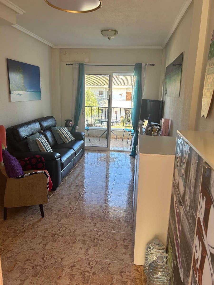 2 bedroom Apartment for sale in Villamartin with pool - € 128,000 (Ref: 9522935)