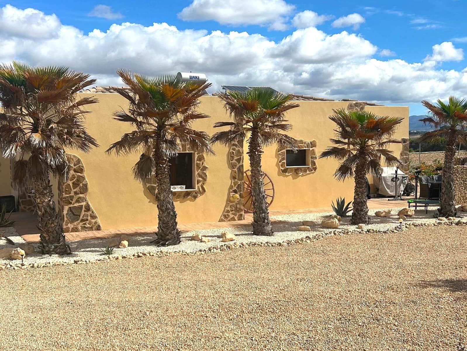 Chalet de 4 habitaciones en Salinas en venta con piscina - 495.000 € (Ref: 9522942)