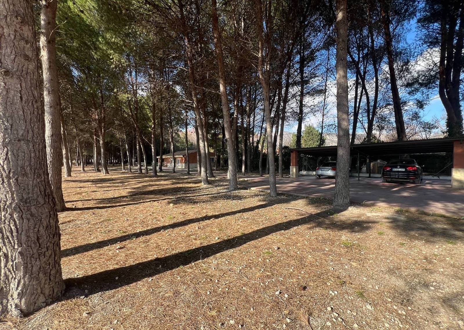 Chalet de 4 habitaciones en Salinas en venta con piscina garaje - 399.995 € (Ref: 9522944)