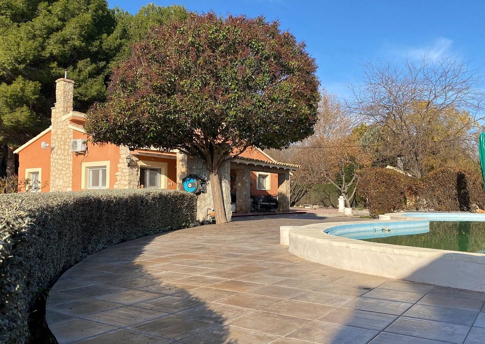 Chalet de 4 habitaciones en Salinas en venta con piscina garaje - 399.995 € (Ref: 9522944)