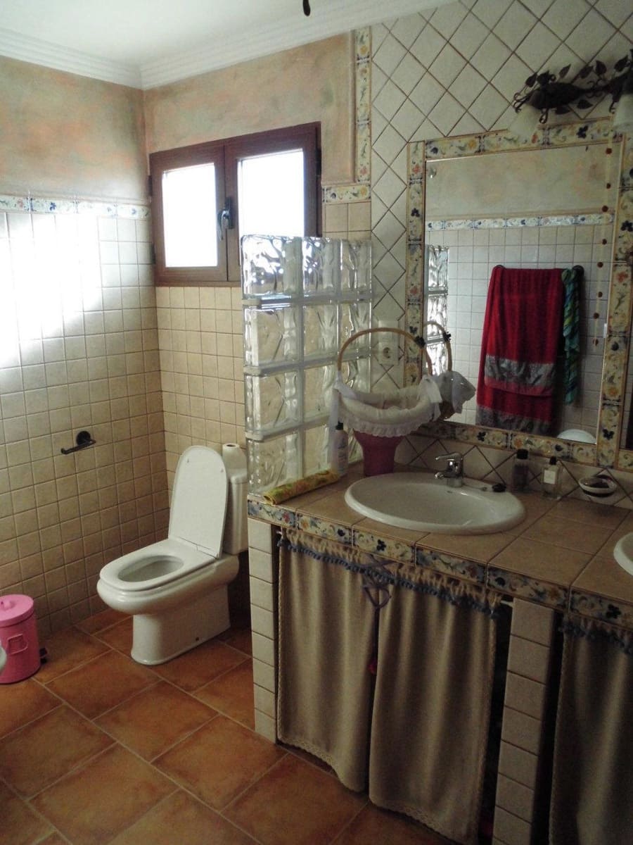 3 quarto Moradia para venda em Pinoso com piscina - 430 000 € (Ref: 9522945)