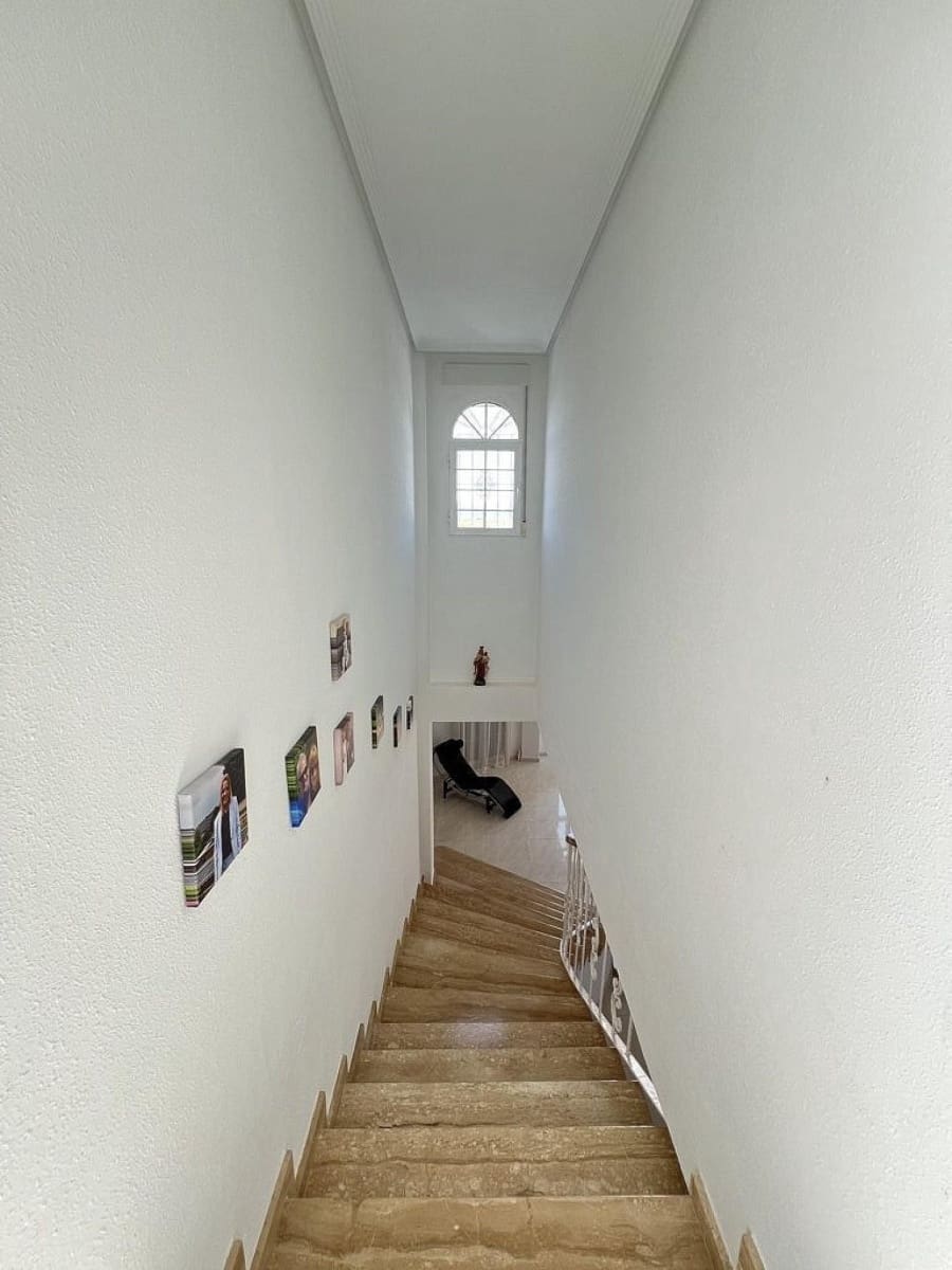 4 Zimmer Villa zu verkaufen in Pinoso mit Pool Garage - 475.000 € (Ref: 9522946)